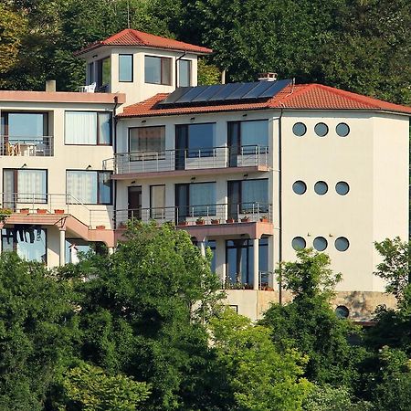 Guest Rooms Sea View Baltjik Exteriör bild